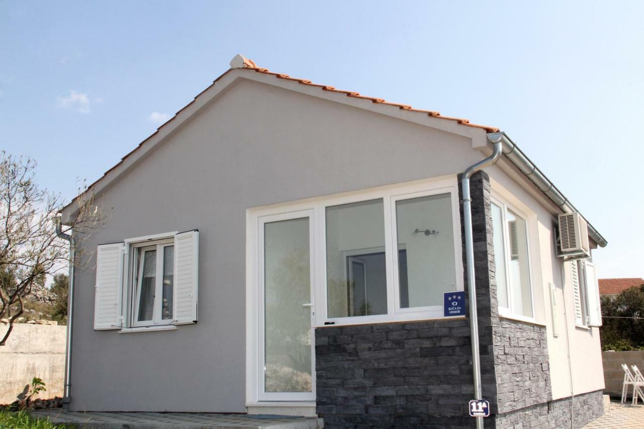 Lari Home Primošten Eksteriør bilde